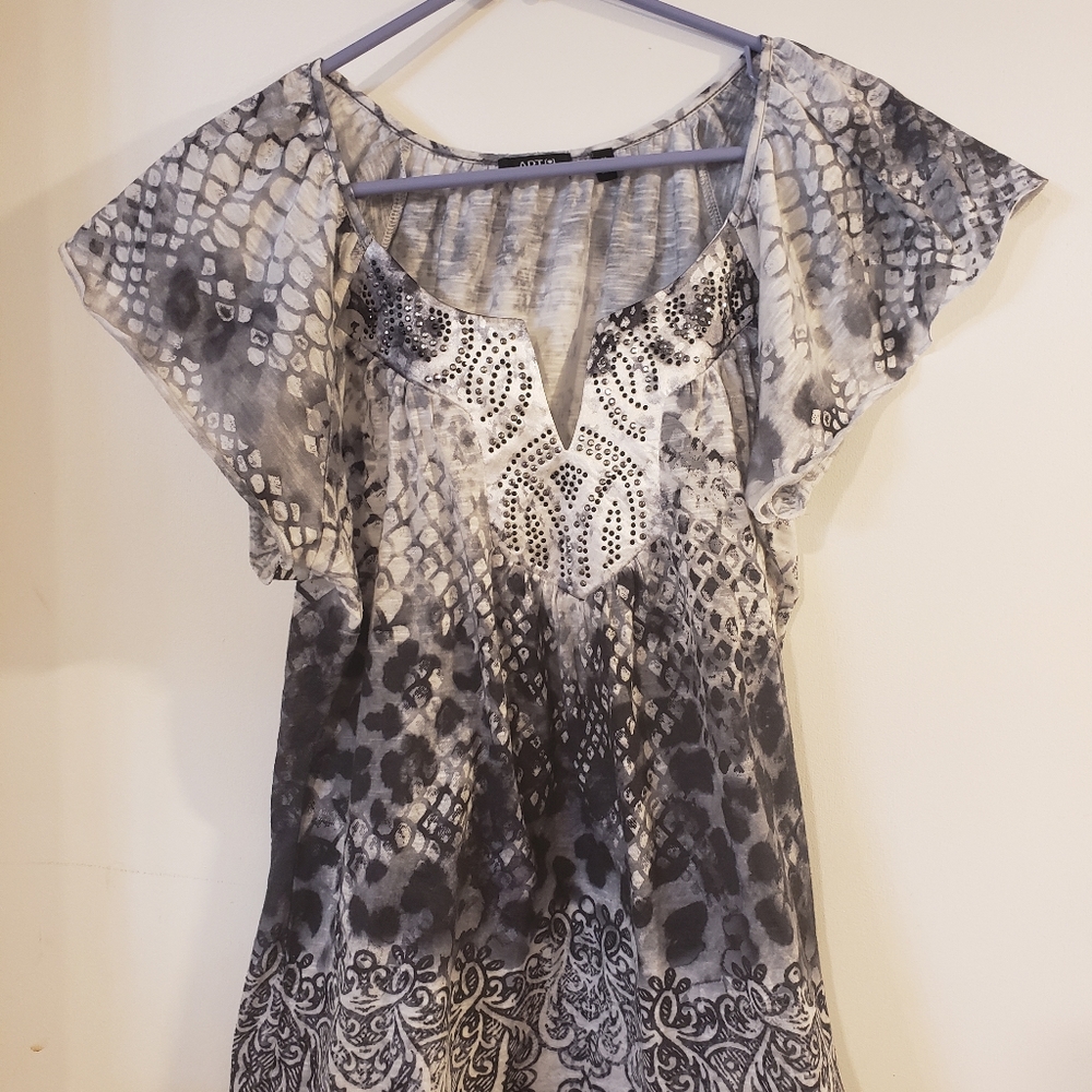 Tunic Top  Apt 9 Size Medium